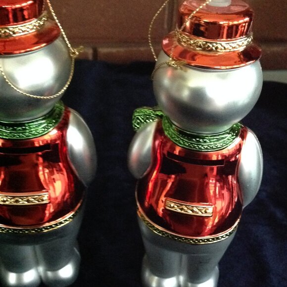 Three Adorable Money Bank Christmas Ornaments - Picture 4 of 9